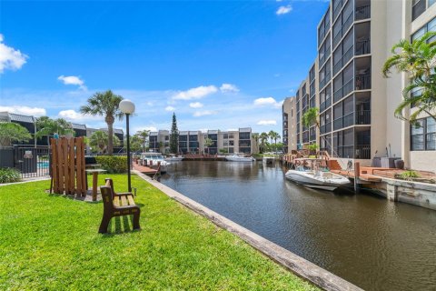 Condo in Boca Raton, Florida, 2 bedrooms  № 1189643 - photo 21