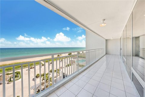 Copropriété à vendre à Pompano Beach, Floride: 2 chambres, 179.67 m2 № 1189601 - photo 23