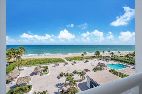 Condominio en venta en Pompano Beach, Florida, 2 dormitorios, 179.67 m2 № 1189601 - foto 14