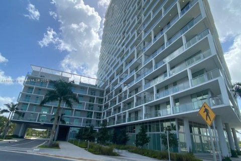 Condo in Sunrise, Florida, 2 bedrooms  № 1348263 - photo 1