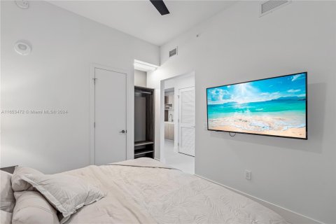 Condominio en alquiler en Miami, Florida, 1 dormitorio № 1348194 - foto 14