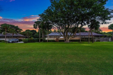 Villa ou maison à vendre à Wellington, Floride: 2 chambres, 140.47 m2 № 856156 - photo 17