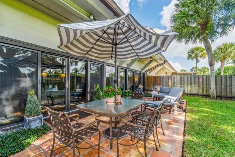 Villa ou maison à vendre à Wellington, Floride: 2 chambres, 140.47 m2 № 856156 - photo 5