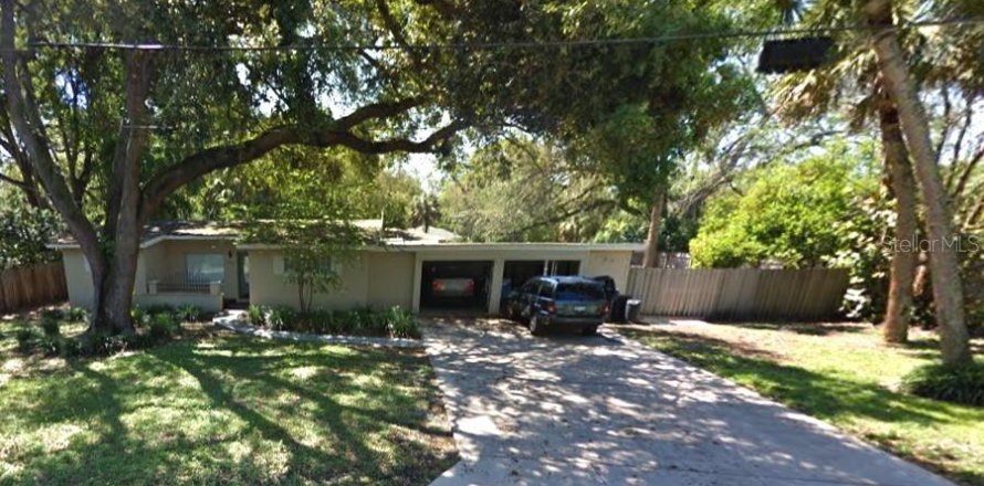 House in Tampa, Florida 3 bedrooms, 199 sq.m. № 1333857