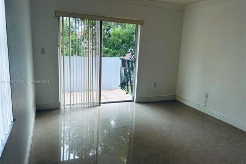 Copropriété à vendre à Miami, Floride: 2 chambres, 83.33 m2 № 1356753 - photo 5