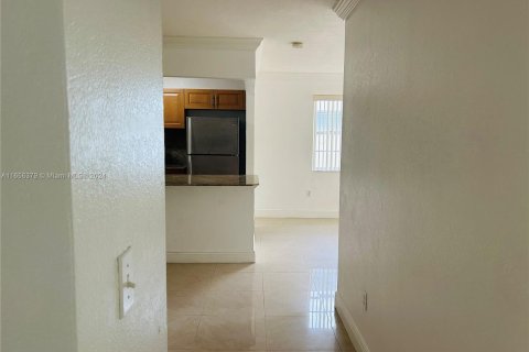 Copropriété à vendre à Miami, Floride: 2 chambres, 83.33 m2 № 1356753 - photo 9