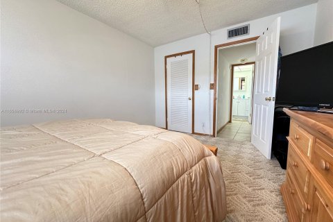 Condo in Sunrise, Florida, 1 bedroom  № 1357289 - photo 8