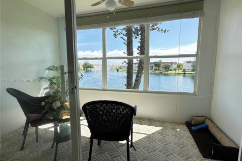 Condominio en venta en Sunrise, Florida, 1 dormitorio, 57.6 m2 № 1357289 - foto 13