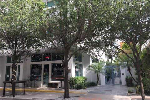 Condominio en alquiler en Miami, Florida, 1 dormitorio, 72.84 m2 № 1357288 - foto 17