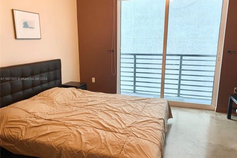 Condominio en alquiler en Miami, Florida, 1 dormitorio, 72.84 m2 № 1357288 - foto 7