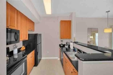 Condo in Orlando, Florida, 1 bedroom  № 1390997 - photo 5