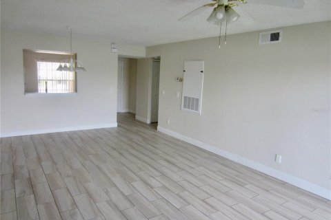 Copropriété à vendre à Orlando, Floride: 2 chambres, 94.11 m2 № 1390999 - photo 10