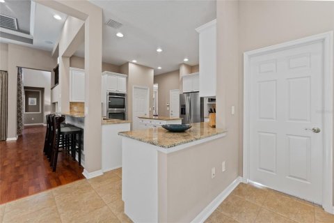 Casa en venta en Tampa, Florida, 5 dormitorios, 315.5 m2 № 1314973 - foto 19