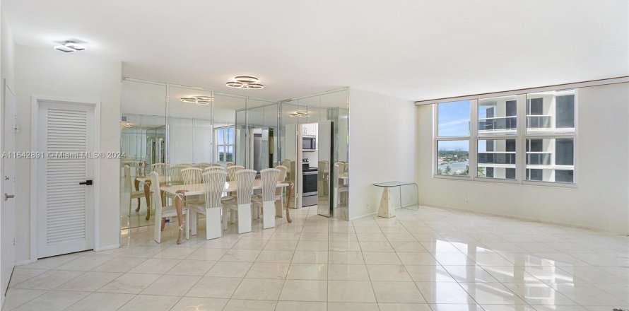 Condo à Miami Beach, Floride, 2 chambres  № 1325945