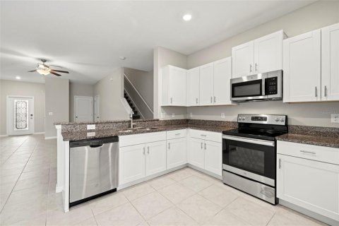 Adosado en venta en Sun City Center, Florida, 3 dormitorios, 154.5 m2 № 1350406 - foto 12