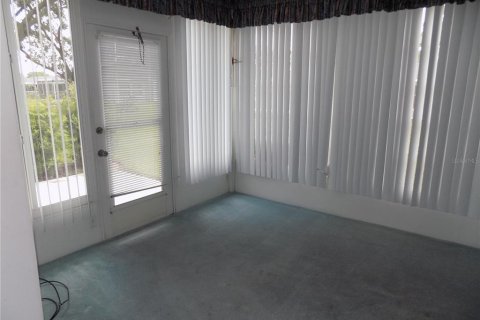 House in Summerfield, Florida 2 bedrooms, 115.94 sq.m. № 1351112 - photo 7