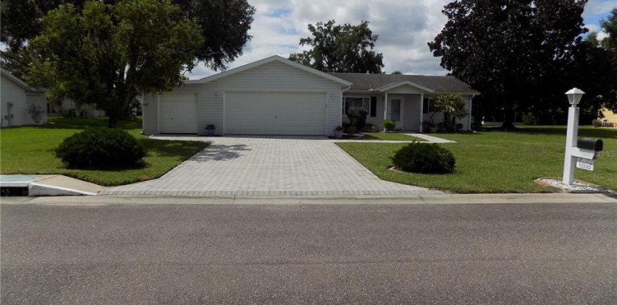 House in Summerfield, Florida 2 bedrooms, 115.94 sq.m. № 1351112