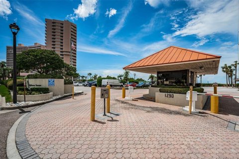 Condo in Clearwater, Florida, 1 bedroom  № 1351147 - photo 4