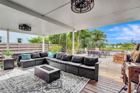 Villa ou maison à vendre à Cutler Bay, Floride: 4 chambres, 235.32 m2 № 1348768 - photo 20