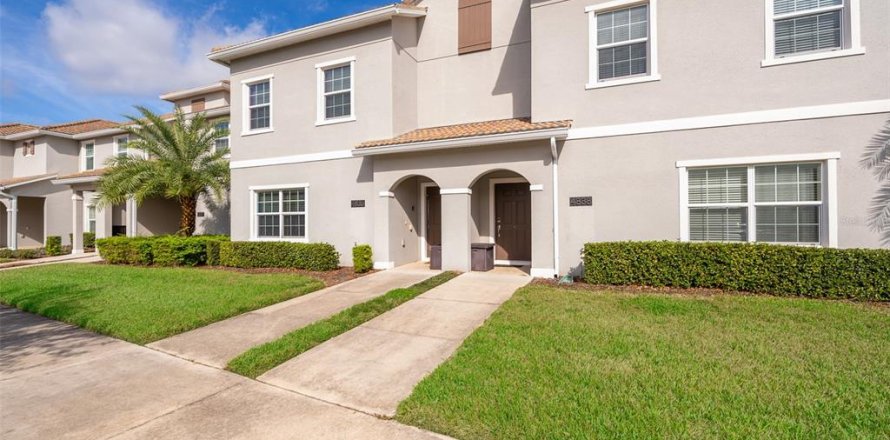 Townhouse in STOREY LAKE in Kissimmee, Florida 4 bedrooms, 177.81 sq.m. № 864166