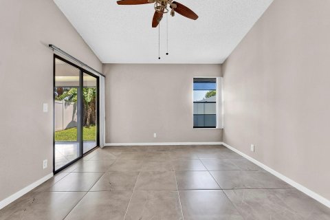 Touwnhouse à vendre à West Palm Beach, Floride: 2 chambres, 132.48 m2 № 1210364 - photo 13