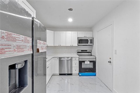 Condominio en venta en Miami, Florida, 2 dormitorios, 97.55 m2 № 1431310 - foto 5