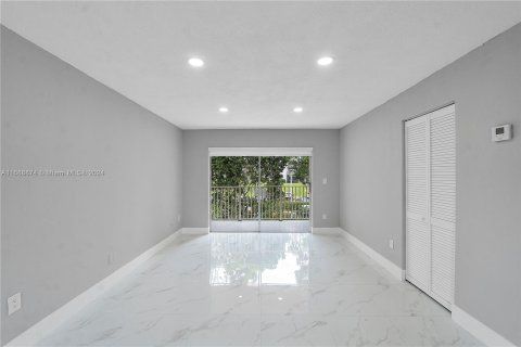 Condominio en venta en Miami, Florida, 2 dormitorios, 97.55 m2 № 1431310 - foto 8