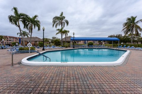 Copropriété à vendre à Sunrise, Floride: 1 chambre, 69.68 m2 № 945681 - photo 8