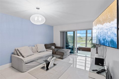 Condominio en venta en Sunrise, Florida, 1 dormitorio, 69.68 m2 № 945681 - foto 24