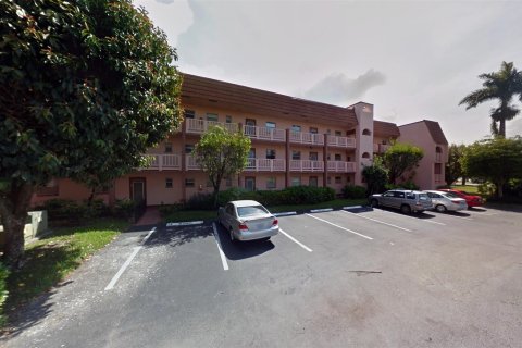 Condominio en venta en Sunrise, Florida, 1 dormitorio, 69.68 m2 № 945681 - foto 9