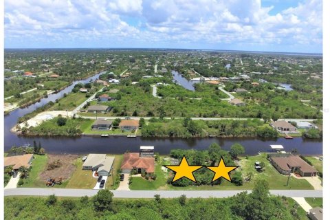 Terreno en venta en Port Charlotte, Florida № 947076 - foto 7