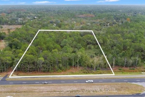 Terreno en venta en Homosassa, Florida № 1399565 - foto 1