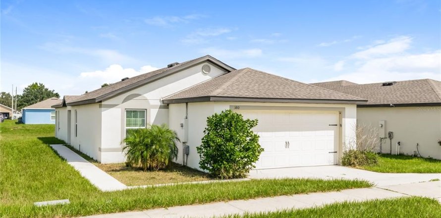 Casa en Winter Haven, Florida 3 dormitorios, 152.08 m2 № 1399568