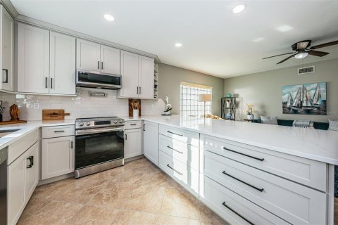 Condo in Clearwater, Florida, 3 bedrooms  № 1265613 - photo 19