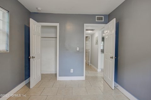 Appartement à louer à Jacksonville, Floride: 2 chambres, 83.61 m2 № 802213 - photo 10