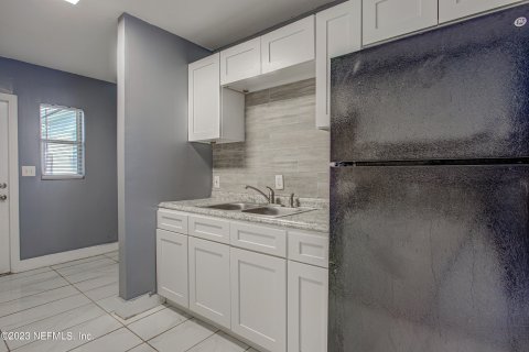 Appartement à louer à Jacksonville, Floride: 2 chambres, 83.61 m2 № 802213 - photo 7