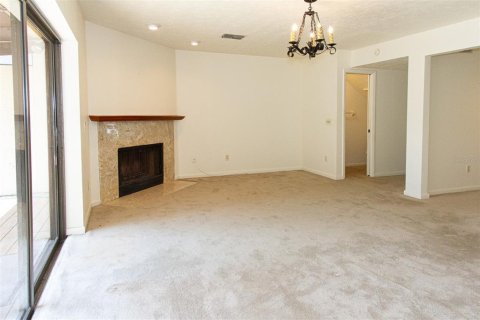 Townhouse in Tampa, Florida 3 bedrooms, 140.47 sq.m. № 1402499 - photo 15