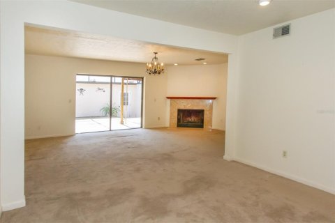 Touwnhouse à vendre à Tampa, Floride: 3 chambres, 140.47 m2 № 1402499 - photo 17