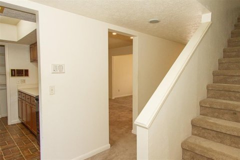 Townhouse in Tampa, Florida 3 bedrooms, 140.47 sq.m. № 1402499 - photo 13