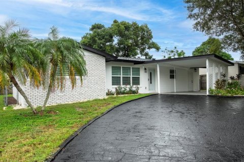 Casa en venta en Seminole, Florida, 3 dormitorios, 147.25 m2 № 1402498 - foto 2