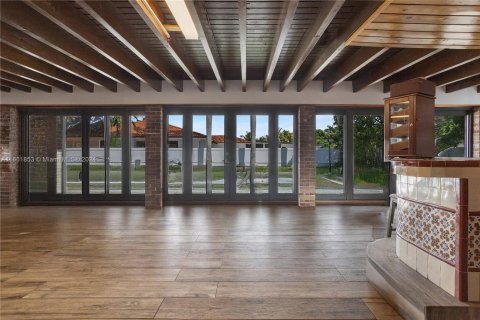 Villa ou maison à vendre à Miami, Floride: 5 chambres, 200.67 m2 № 1370460 - photo 16