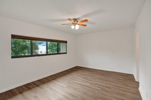 Townhouse in Sunrise, Florida 3 bedrooms, 153.85 sq.m. № 1228609 - photo 16