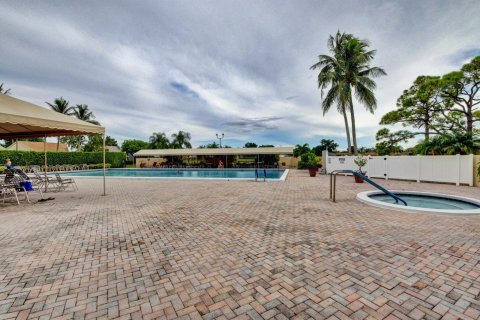 Villa ou maison à vendre à Delray Beach, Floride: 2 chambres, 151.52 m2 № 1228542 - photo 2