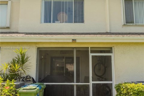 Touwnhouse à vendre à Weston, Floride: 2 chambres, 103.12 m2 № 1370503 - photo 11