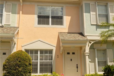 Townhouse in Weston, Florida 2 bedrooms, 103.12 sq.m. № 1370503 - photo 7