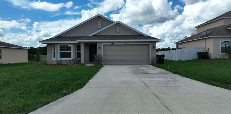 Casa en Kissimmee, Florida 3 dormitorios, 151.52 m2 № 1258928