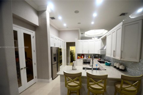 Villa ou maison à vendre à Miramar, Floride: 5 chambres, 260.5 m2 № 938228 - photo 22