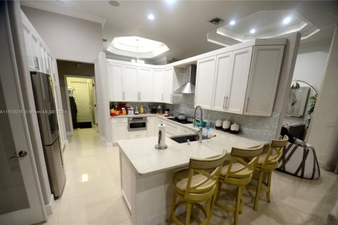 Villa ou maison à vendre à Miramar, Floride: 5 chambres, 260.5 m2 № 938228 - photo 17