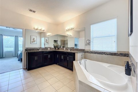 Villa ou maison à vendre à Orlando, Floride: 4 chambres, 350.06 m2 № 1394519 - photo 30