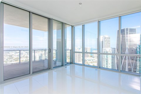 Copropriété à vendre à Miami, Floride: 3 chambres, 204.76 m2 № 321077 - photo 14